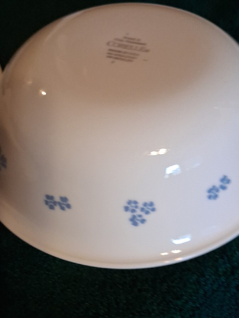 Corelle White Bowls with Blue Floral Trim and White Lids - Picture 4 of 4